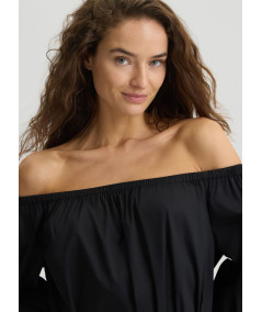 Vestito corto con spalle scoperte